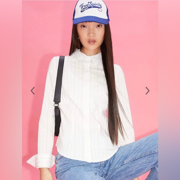 H&M Tops - H&M white cotton poplin button down shirt •Size:XS•100%cotton•Brand new